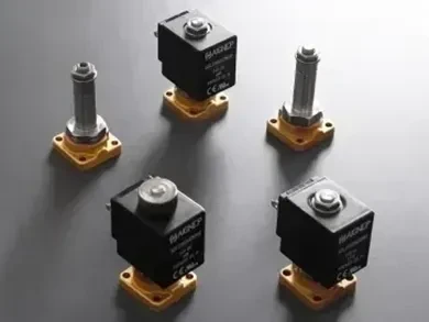 Electroválvula Brida y Cuerpo Laton Cw510L - Operador 13 mm
