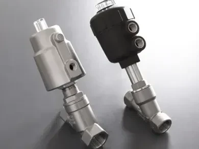 Válvula Inclinada Inox 316L y Actuador Neumático Simple Efecto NC